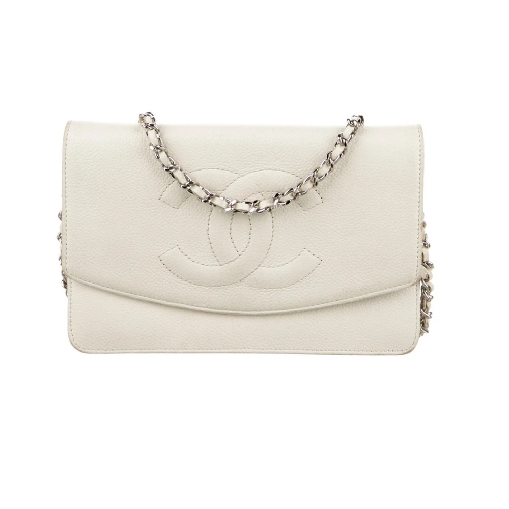 CHANEL
Timeless Wallet on Chain
